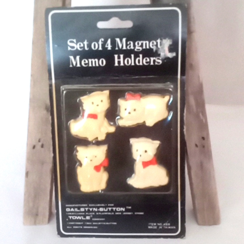 cat magnets VTG 1984 NOS